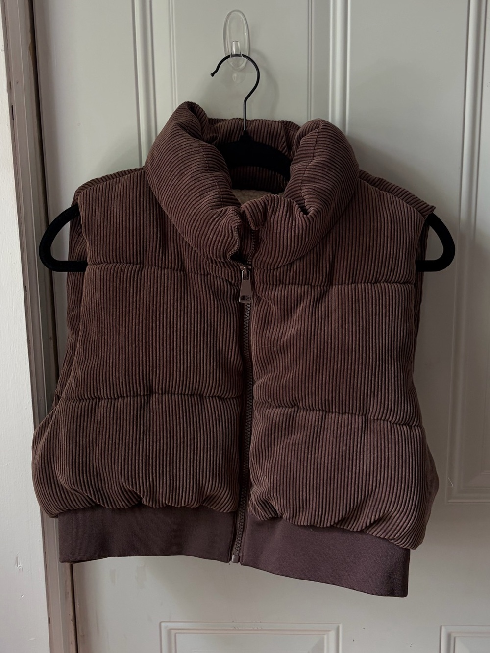 CI SONO Chocolate Brown Corduroy Padded Vest 🤎